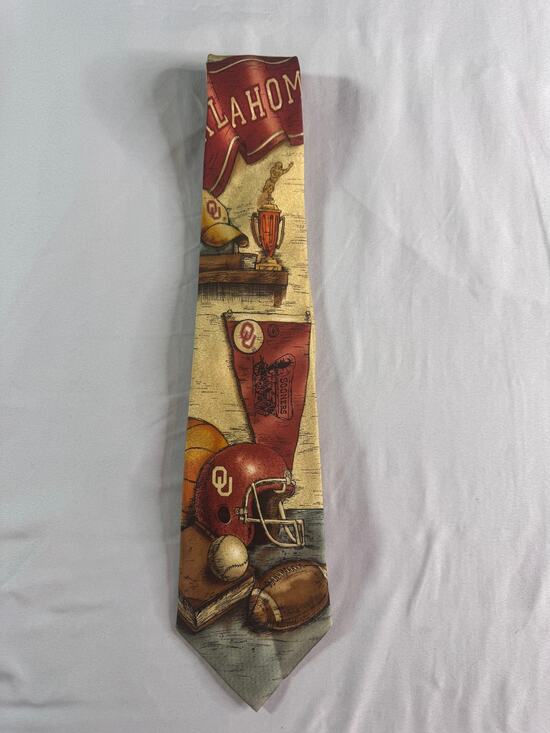 Eagles Wings Other - Oklahoma Sooners OU Eagles Wings Silk Tie Football NCAA Vintage Style Necktie